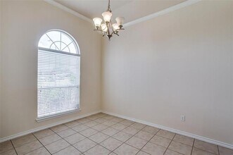 12801 Parkersburg Dr in Fort Worth, TX - Building Photo - Building Photo