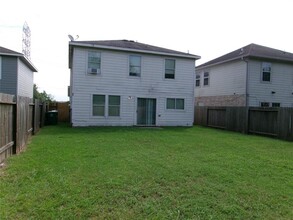 16626 Sidonie Dr in Houston, TX - Building Photo - Building Photo