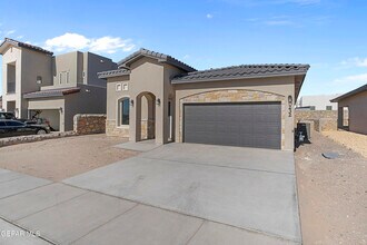 232 Emerald Rock in Horizon City, TX - Building Photo - Building Photo