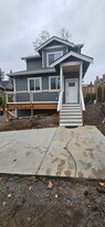 2403 Bushwick Ct in Bellingham, WA - Building Photo
