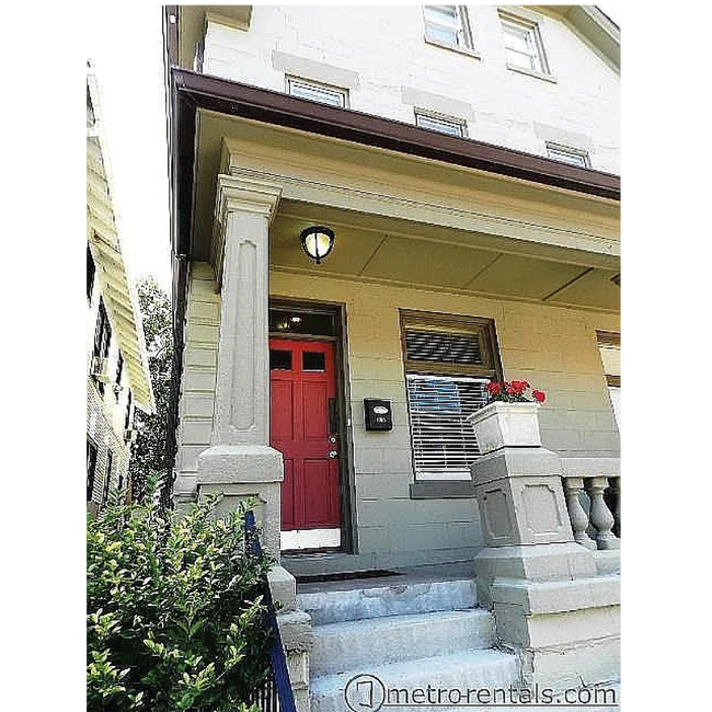 1153 Jaeger St in Columbus, OH - Foto de edificio - Building Photo