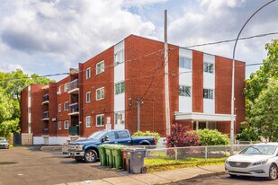 12381 Saint-Jacques Av in Montreal Nord, QC - Building Photo