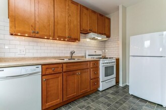 271 Ogden Ave in Jersey City, NJ - Building Photo - Building Photo