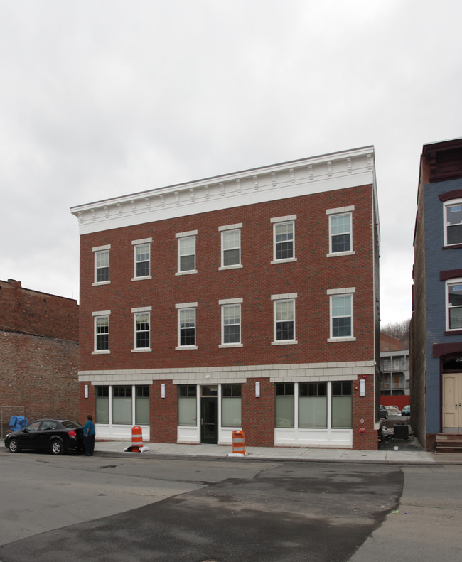 202 Fourth St in Troy, NY - Building Photo - Building Photo