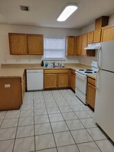 1230 4 Mile Rd in St. Augustine, FL - Foto de edificio - Building Photo