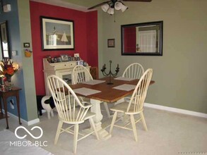 403 Autumn Dr in Carmel, IN - Building Photo - Building Photo
