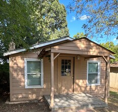 1808 W Davidson Ave in Gastonia, NC - Building Photo - Building Photo