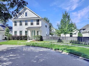 201 Makemie Wy in Summerville, SC - Building Photo - Building Photo