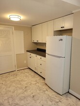 114 Gorham St, Unit 2 in Chelmsford, MA - Foto de edificio - Building Photo