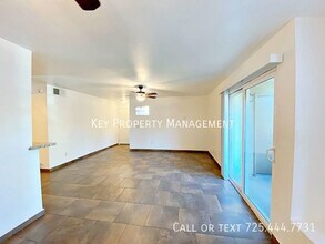 3145 E Flamingo Rd, Unit #1128 in Las Vegas, NV - Building Photo - Building Photo
