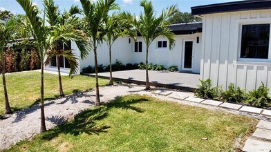 1720 SW 23rd Ave in Fort Lauderdale, FL - Building Photo - Building Photo