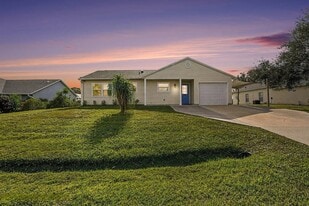 434 Newgate St NW in Palm Bay, FL - Building Photo