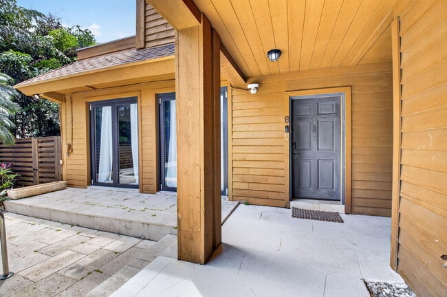 122 Andrews Ave in Delray Beach, FL - Building Photo - Building Photo