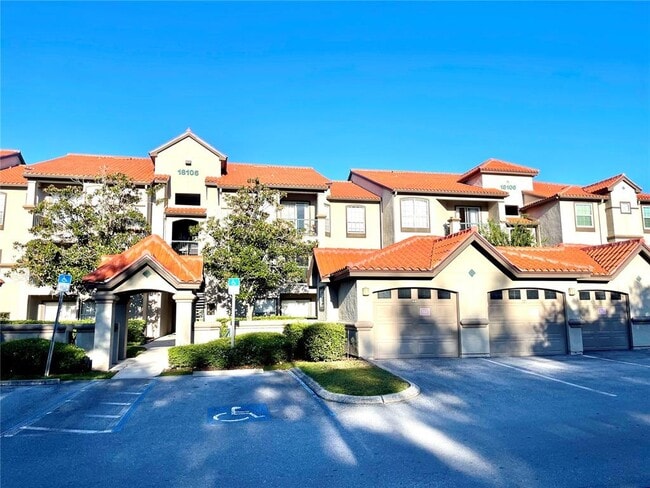 18106 Peregrines Perch Pl in Lutz, FL - Building Photo - Building Photo
