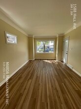 1588 Hall Ave in Windsor, ON - Building Photo - Building Photo