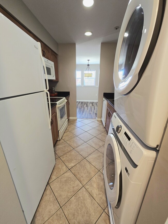 8388 Montgomery Run Rd, Unit I in Ilchester, MD - Building Photo - Building Photo