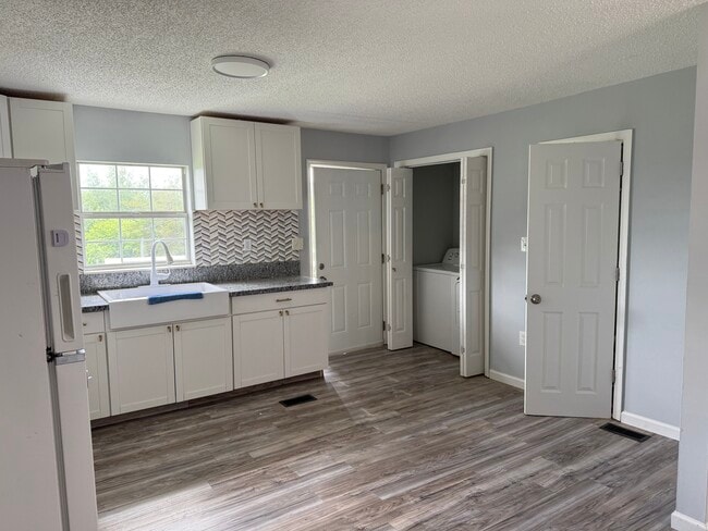 3028 Toms Way, Unit 2