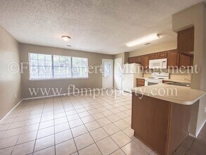 1739-1741 Dynasty Cir in Red Oak, TX - Building Photo - Building Photo