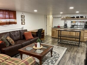 307 W Robinson St in Carson City, NV - Building Photo - Building Photo
