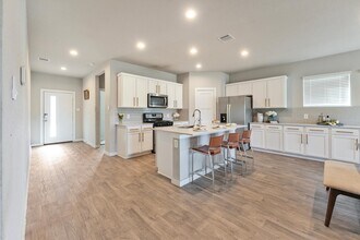 12107 Bear River Dr in Shenandoah, TX - Building Photo - Building Photo