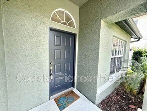 11222 Clayridge Dr in Tampa, FL - Building Photo - Building Photo