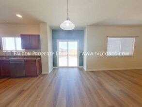 7609 Sun Prairie Dr in Colorado Springs, CO - Building Photo - Building Photo