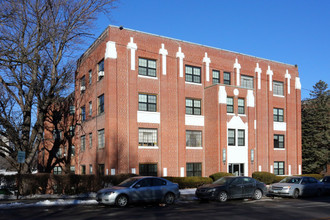 Hamilton Apartments in Des Moines, IA - Building Photo - Building Photo