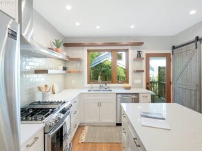 1817 SE 49th Ave in Portland, OR - Building Photo - Building Photo