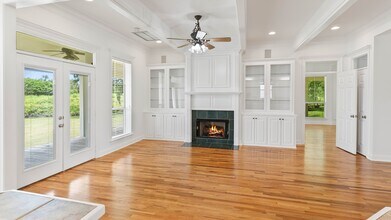 4161 Emily Dr in Port Allen, LA - Building Photo - Building Photo