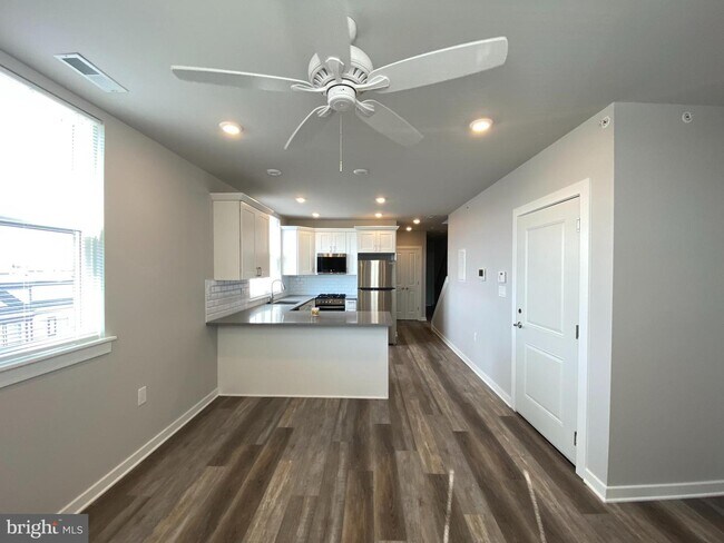 1620 Oregon Ave photo'