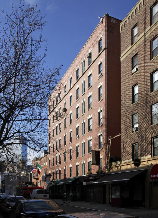 79 MacDougal St in New York, NY - Foto de edificio - Building Photo