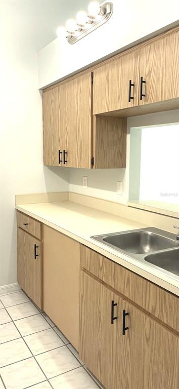 1056 S Buena Vista Dr in Lake Alfred, FL - Building Photo - Building Photo