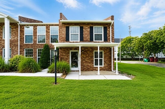 property at 5850 Cypress Gardens Blvd