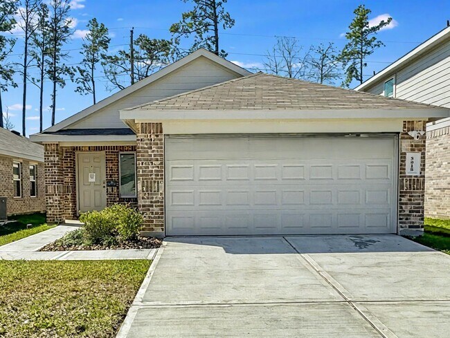 property at 5818 Hampton Vly Dr