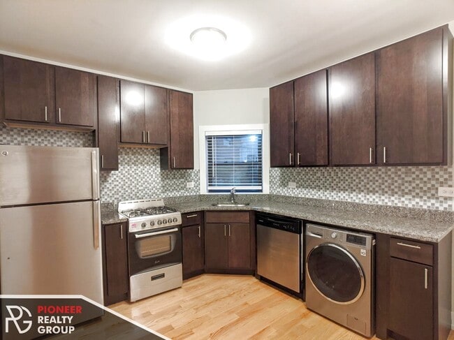 property at 2820 N Mildred Ave