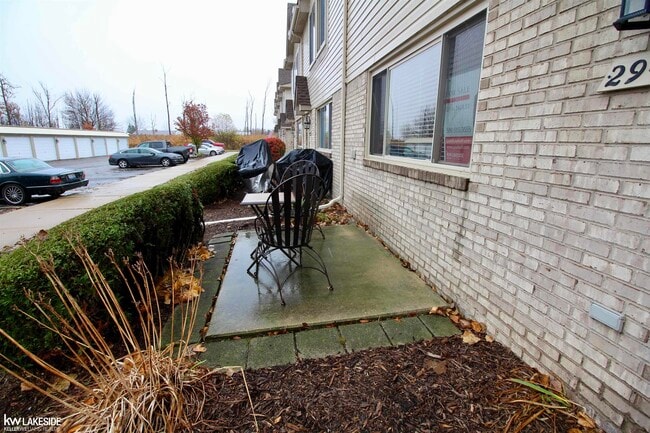 29408 Maurice Ct in New Baltimore, MI - Building Photo - Building Photo