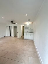 925 SW 94th Ave in Miami, FL - Building Photo - Building Photo