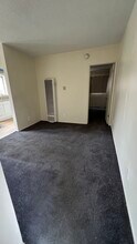 926 S Lake St in Los Angeles, CA - Building Photo - Building Photo