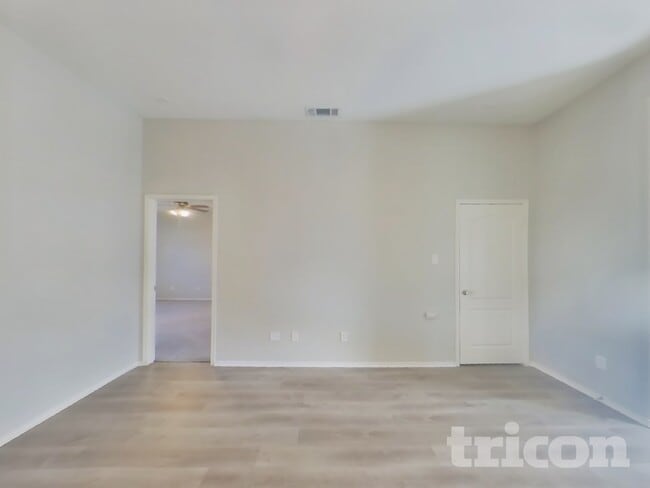 2106 Rose May Dr in Forney, TX - Building Photo - Building Photo