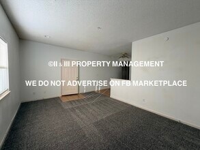 8515 Ottawa St in De Soto, KS - Building Photo - Building Photo