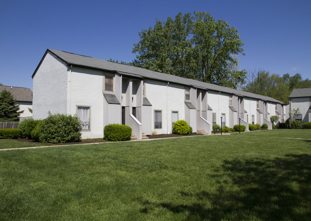 Stonehedge in Columbus, OH - Building Photo