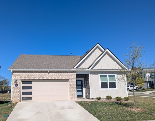 property at 1017 Midpoint Ln