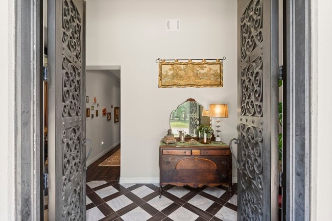 34 W Shadow Creek Villas Loop