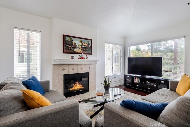 71 Sandpiper Ln in Aliso Viejo, CA - Building Photo - Building Photo