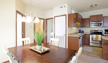 Adam Ridge Condos in Johnston, IA - Building Photo - Interior Photo