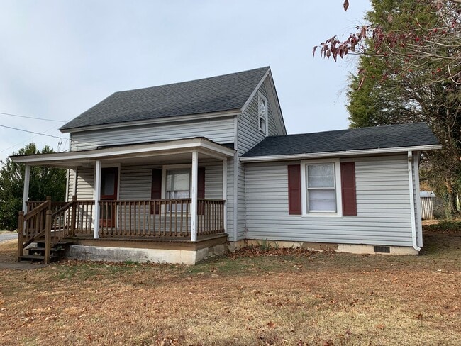 4598 S Amherst Hwy in Madison Heights, VA - Building Photo - Building Photo