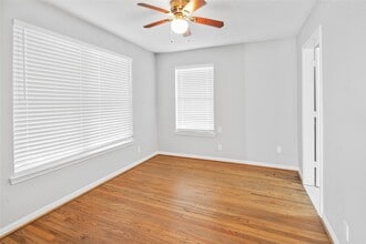 819 Oak St in La Marque, TX - Building Photo - Building Photo
