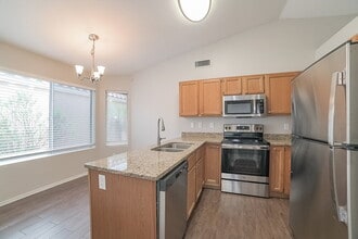 655 N Rita Ln in Chandler, AZ - Building Photo - Building Photo