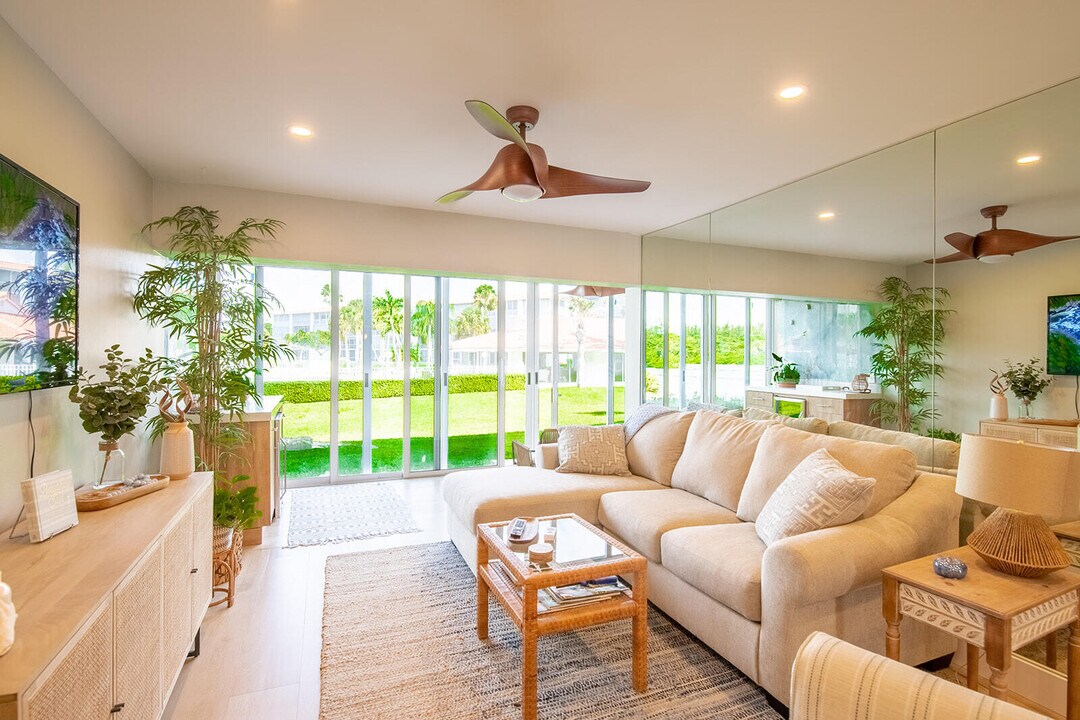 101 NE 19th Ave in Deerfield Beach, FL - Building Photo