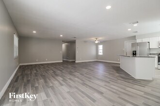 550 Meadowvale Dr in Orlando, FL - Building Photo - Building Photo